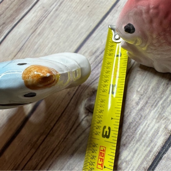 Vintage Pink Blue Kissing Fish Japan Ceramic Figurines Fishes 70's 60's Girl Boy - Picture 8 of 12